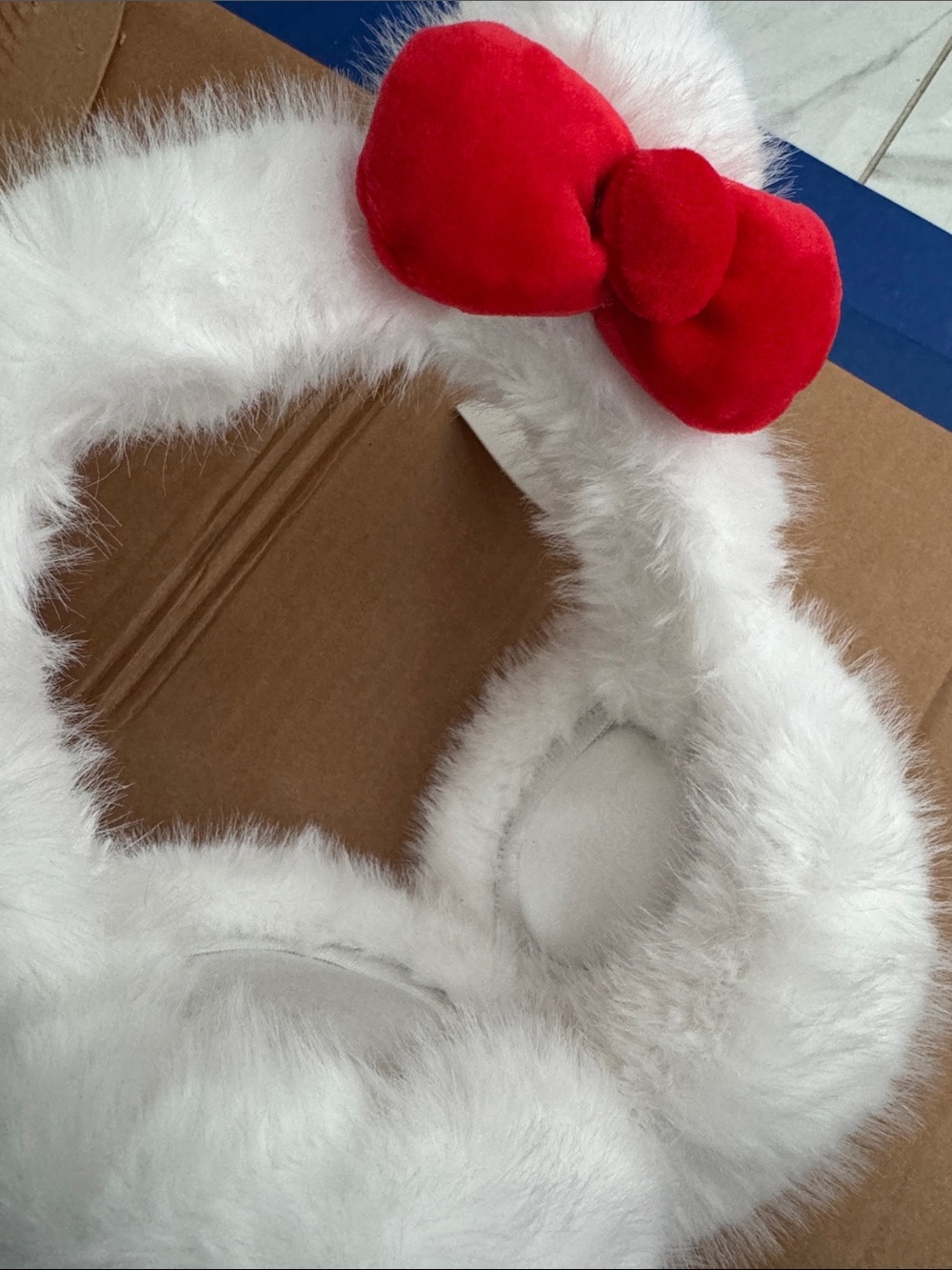 Earmuffs - Picture 8 of 9